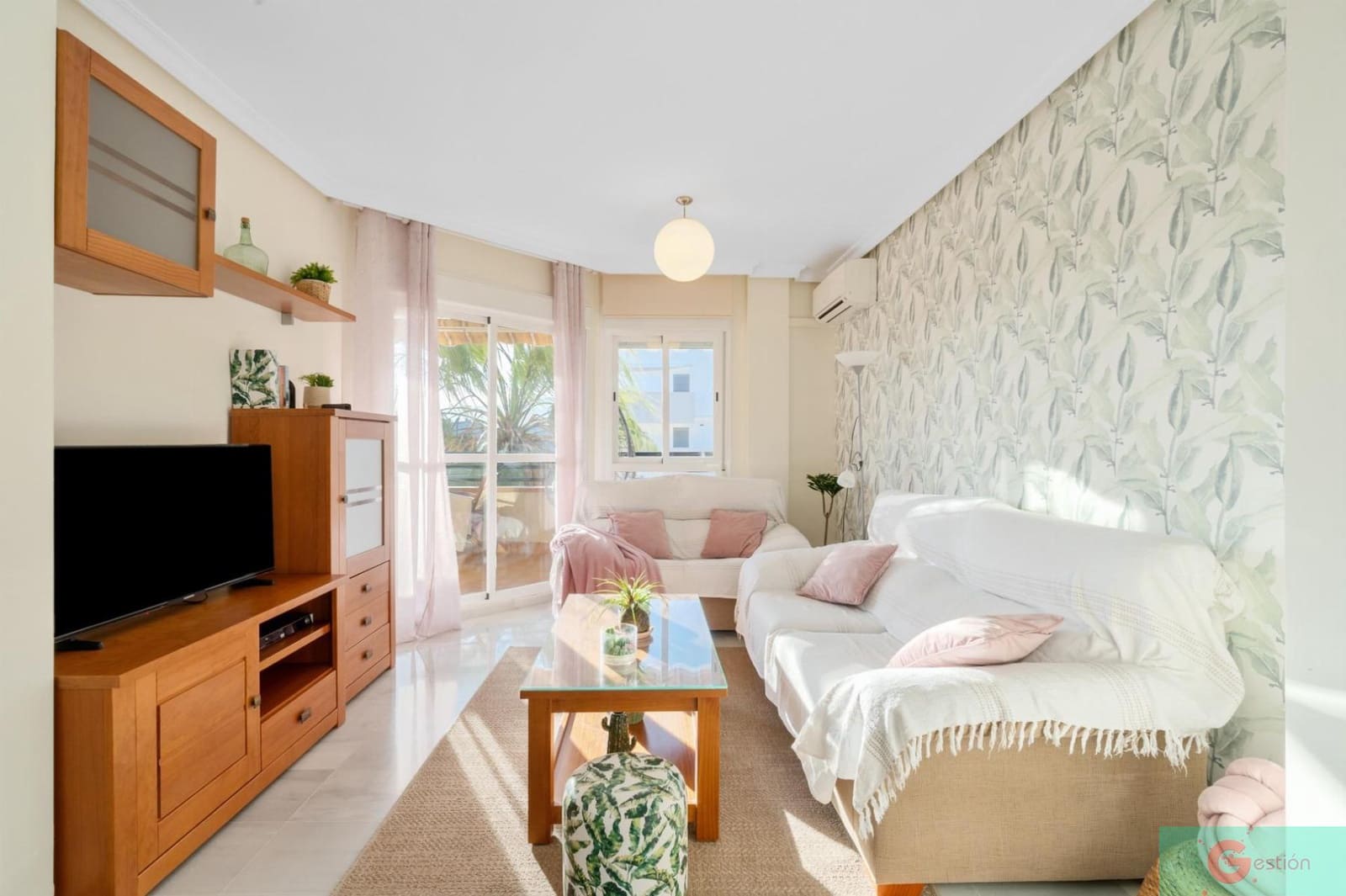 Apartamento de 2 habitaciones en Salobreña en venta con piscina - 300.000 € (Ref: 9242938)