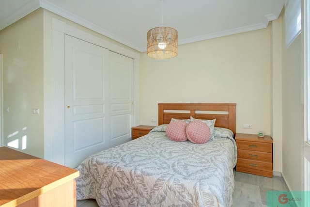 Apartamento de 2 habitaciones en Salobreña en venta con piscina - 300.000 € (Ref: 9242938)