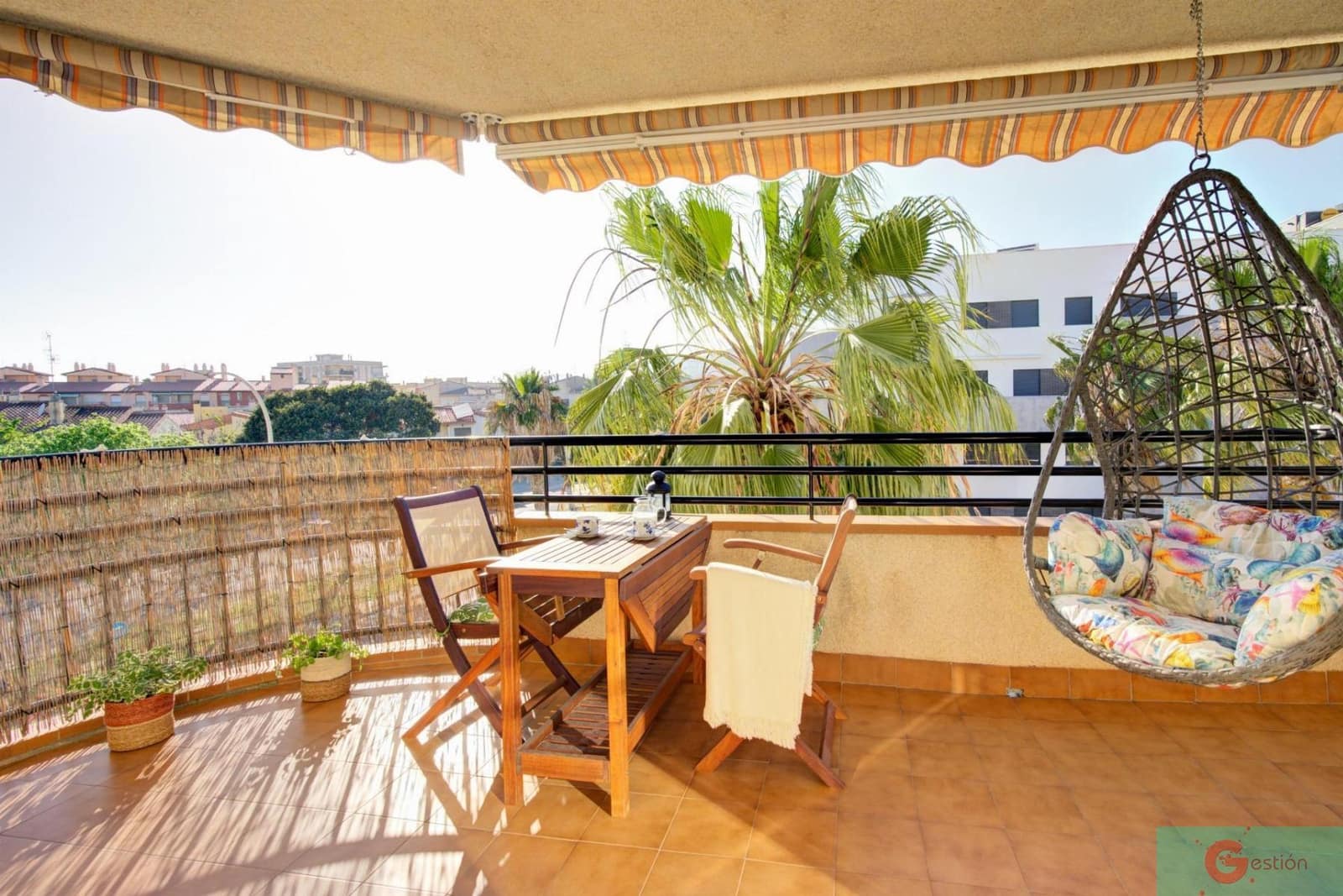 Apartamento de 2 habitaciones en Salobreña en venta con piscina - 300.000 € (Ref: 9242938)