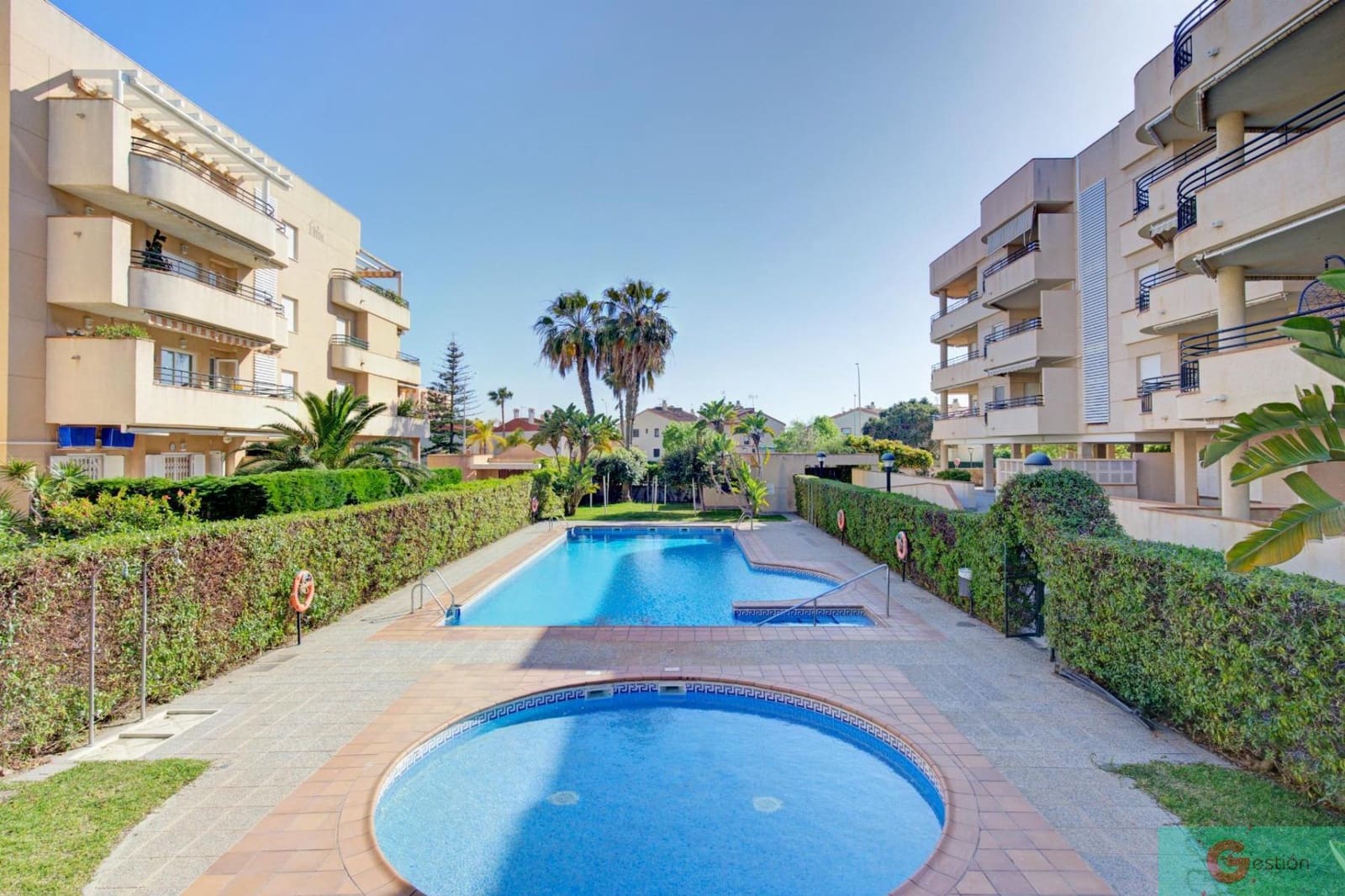 Apartamento de 2 habitaciones en Salobreña en venta con piscina - 300.000 € (Ref: 9242938)