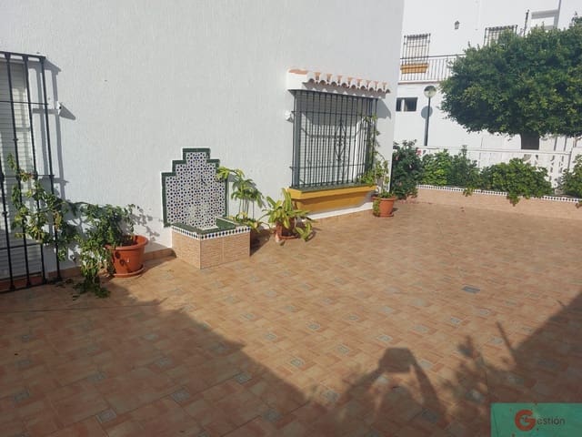 4 soverom Villa til salgs i Salobreña med svømmebasseng garasje - € 350 000 (Ref: 9242939)