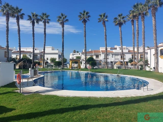 4 soverom Villa til salgs i Salobreña med svømmebasseng garasje - € 350 000 (Ref: 9242939)