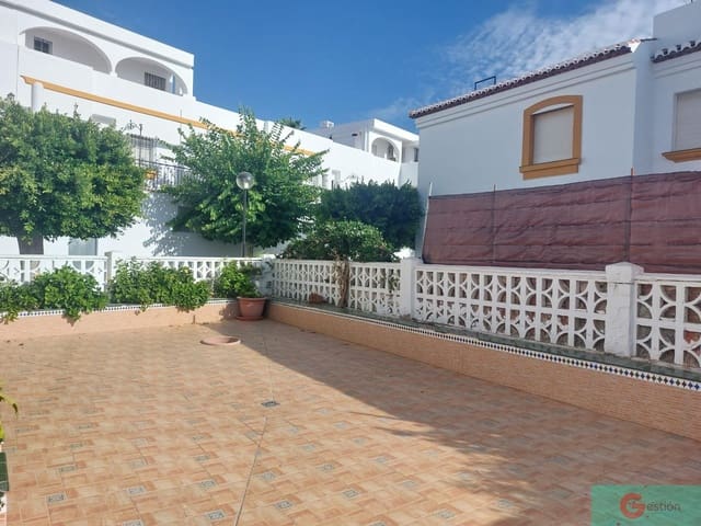 4 soverom Villa til salgs i Salobreña med svømmebasseng garasje - € 350 000 (Ref: 9242939)