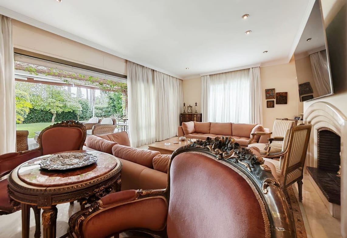 5 bedroom Villa for sale in Marbella with pool garage - € 3,900,000 (Ref: 9928274)