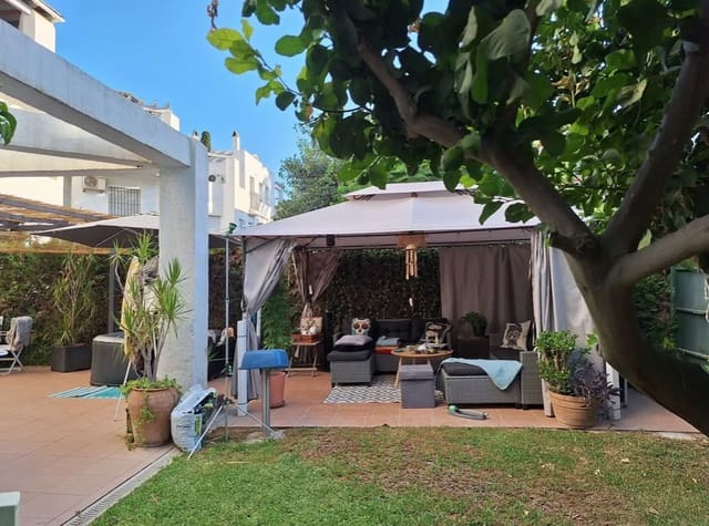 3 Zimmer Haus zu verkaufen in Mijas Costa, Mijas mit Pool Garage - 425.000 € (Ref: 9928275)