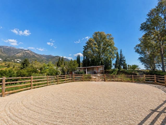 5 chambre Finca/Maison de Campagne à vendre à Valtocado, Mijas avec garage - 2 750 000 € (Ref: 9928277)