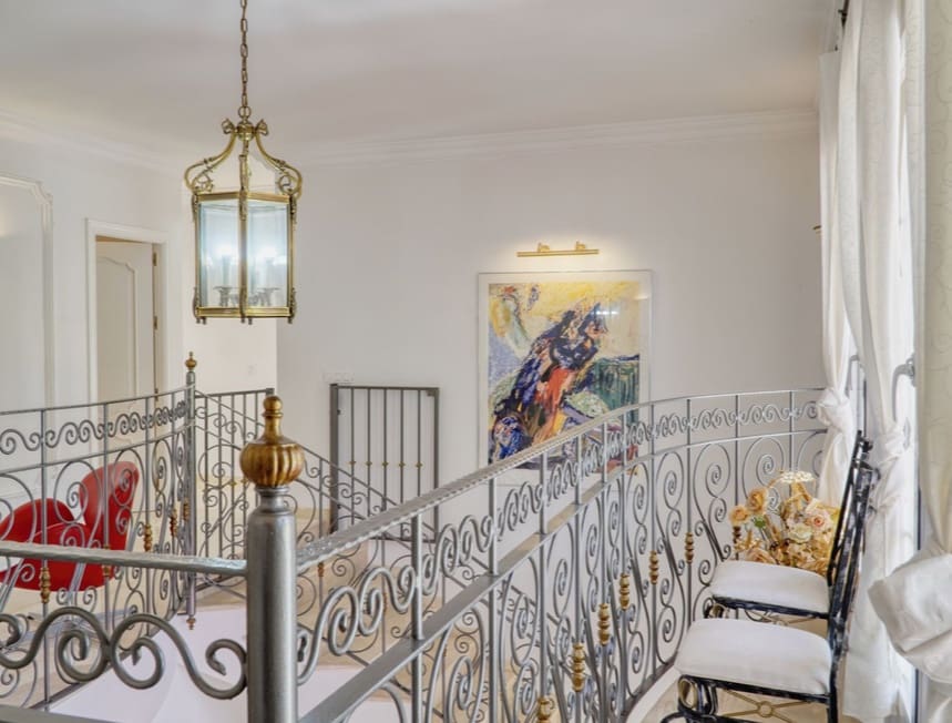 5 soverom Villa til salgs i Marbella med svømmebasseng garasje - € 2 400 000 (Ref: 9928285)