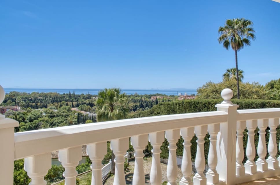 5 soverom Villa til salgs i Marbella med svømmebasseng garasje - € 2 400 000 (Ref: 9928285)