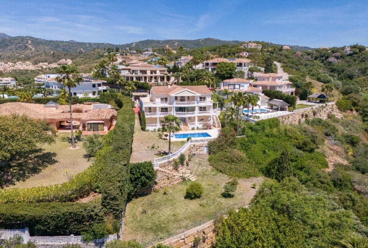 5 soverom Villa til salgs i Marbella med svømmebasseng garasje - € 2 400 000 (Ref: 9928285)