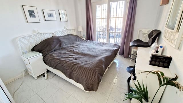 Casa de 2 habitaciones en Mijas Costa, Mijas en venta con piscina - 340.000 € (Ref: 9930794)