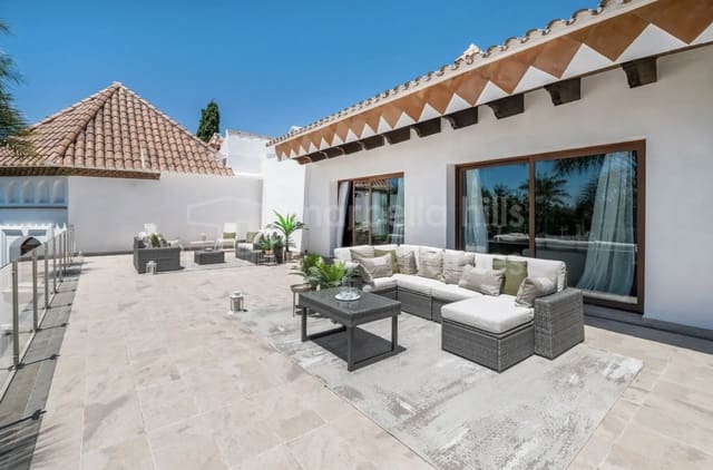 11 slaapkamer Villa te koop in Marbella - € 13.900.000 (Ref: 9930796)