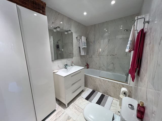 2 bedroom Apartment for sale in Mijas Costa, Mijas - € 289,500 (Ref: 9930797)