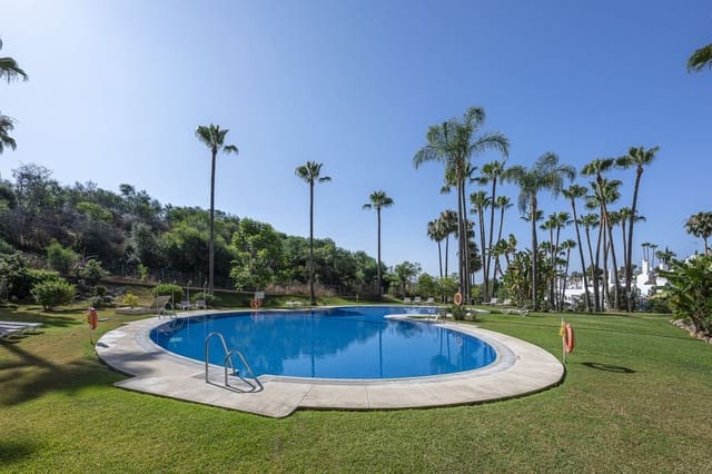 3 Zimmer Apartment zu verkaufen in Marbella mit Pool Garage - 799.000 € (Ref: 9930800)