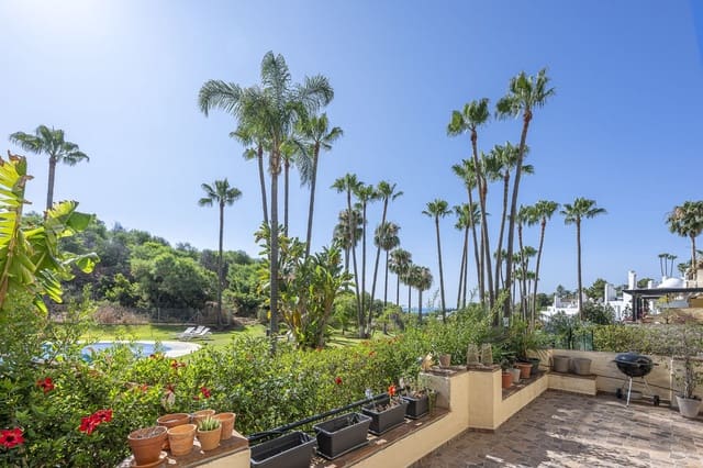 3 Zimmer Apartment zu verkaufen in Marbella mit Pool Garage - 799.000 € (Ref: 9930800)