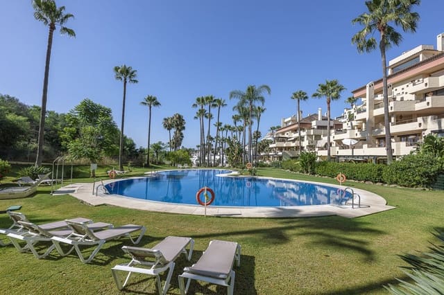 3 Zimmer Apartment zu verkaufen in Marbella mit Pool Garage - 799.000 € (Ref: 9930800)