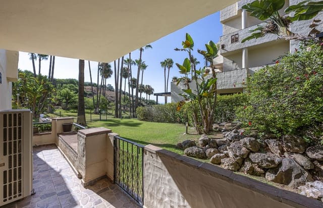 3 Zimmer Apartment zu verkaufen in Marbella mit Pool Garage - 799.000 € (Ref: 9930800)