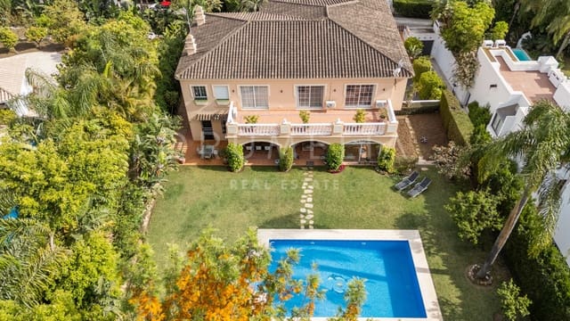 5 chambre Villa/Maison à vendre à Marbella avec piscine garage - 3 850 000 € (Ref: 9930802)