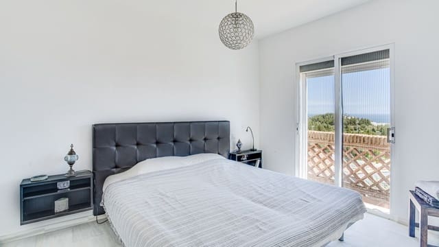 2 soveværelse Lejlighed til salg i El Chaparral, Mijas med swimmingpool - € 385.000 (Ref: 9933738)