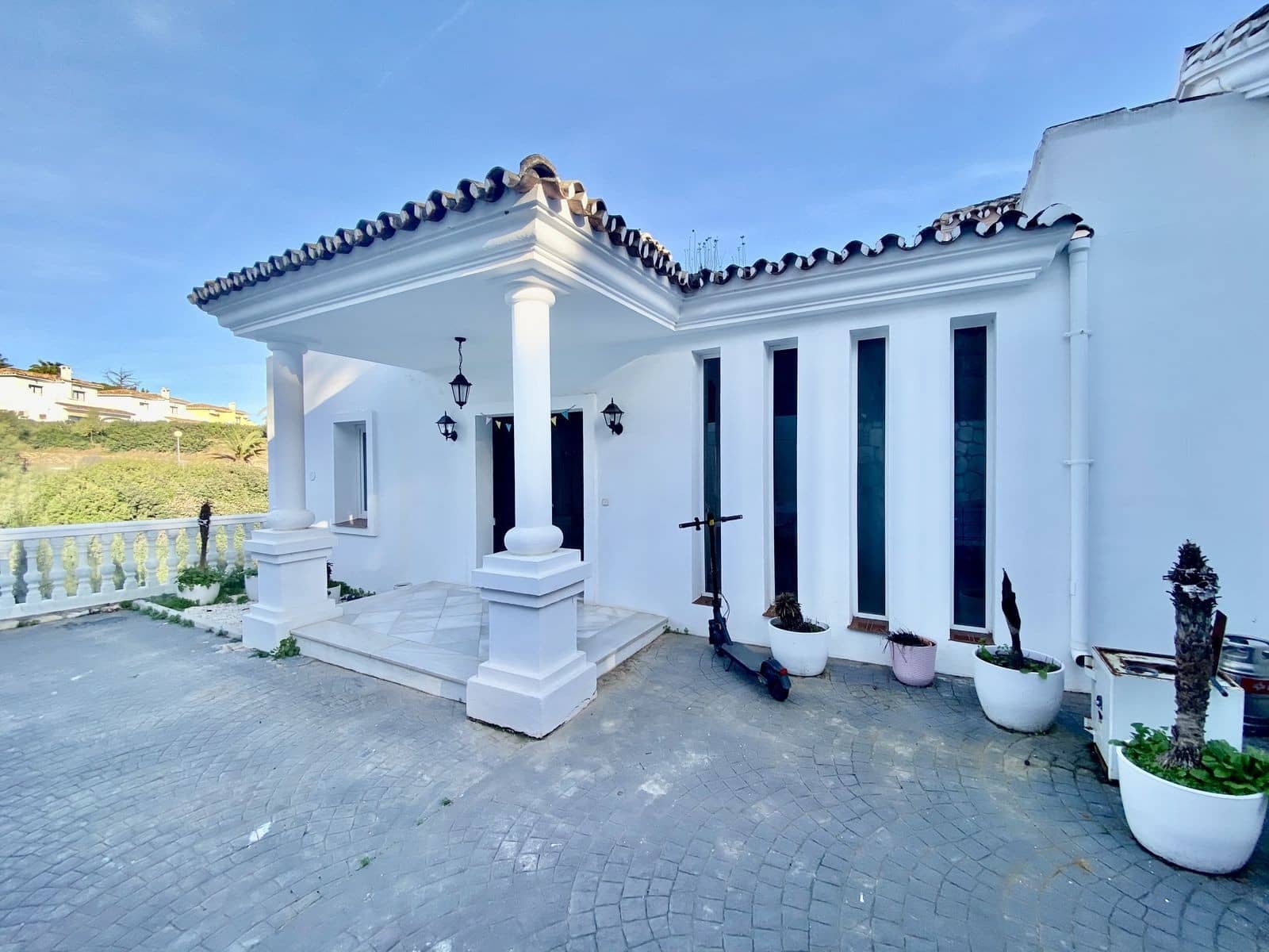 5 sypialnia Willa na sprzedaż w Calahonda z basenem - 1 060 000 € (Ref: 9959808)
