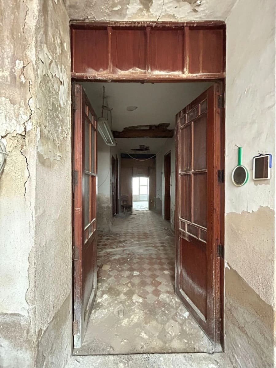 5 bedroom Townhouse for sale in Pedreguer - € 149,000 (Ref: 9484129)