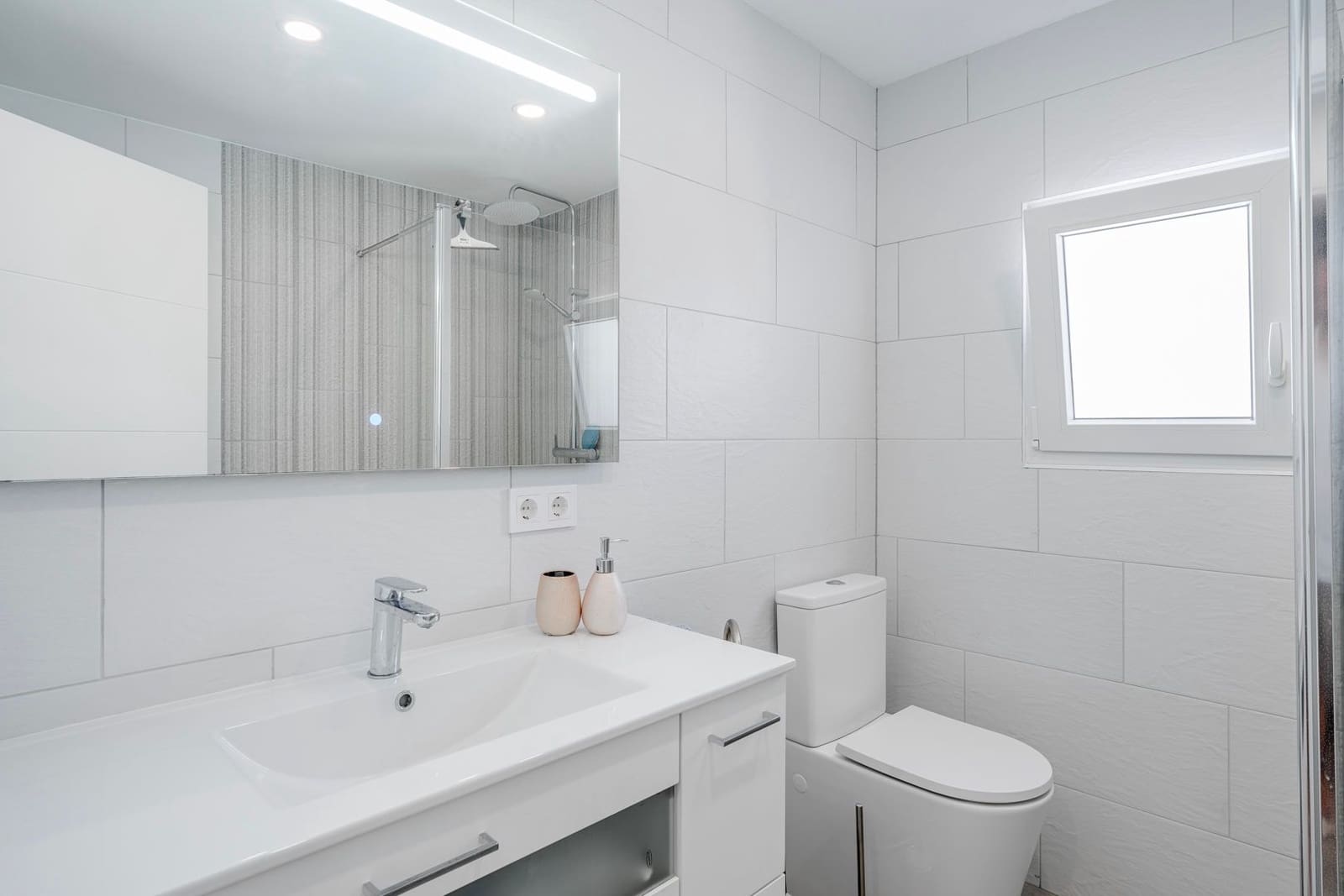 4 slaapkamer Villa te koop in Calpe / Calp met garage - € 1.149.000 (Ref: 9484130)