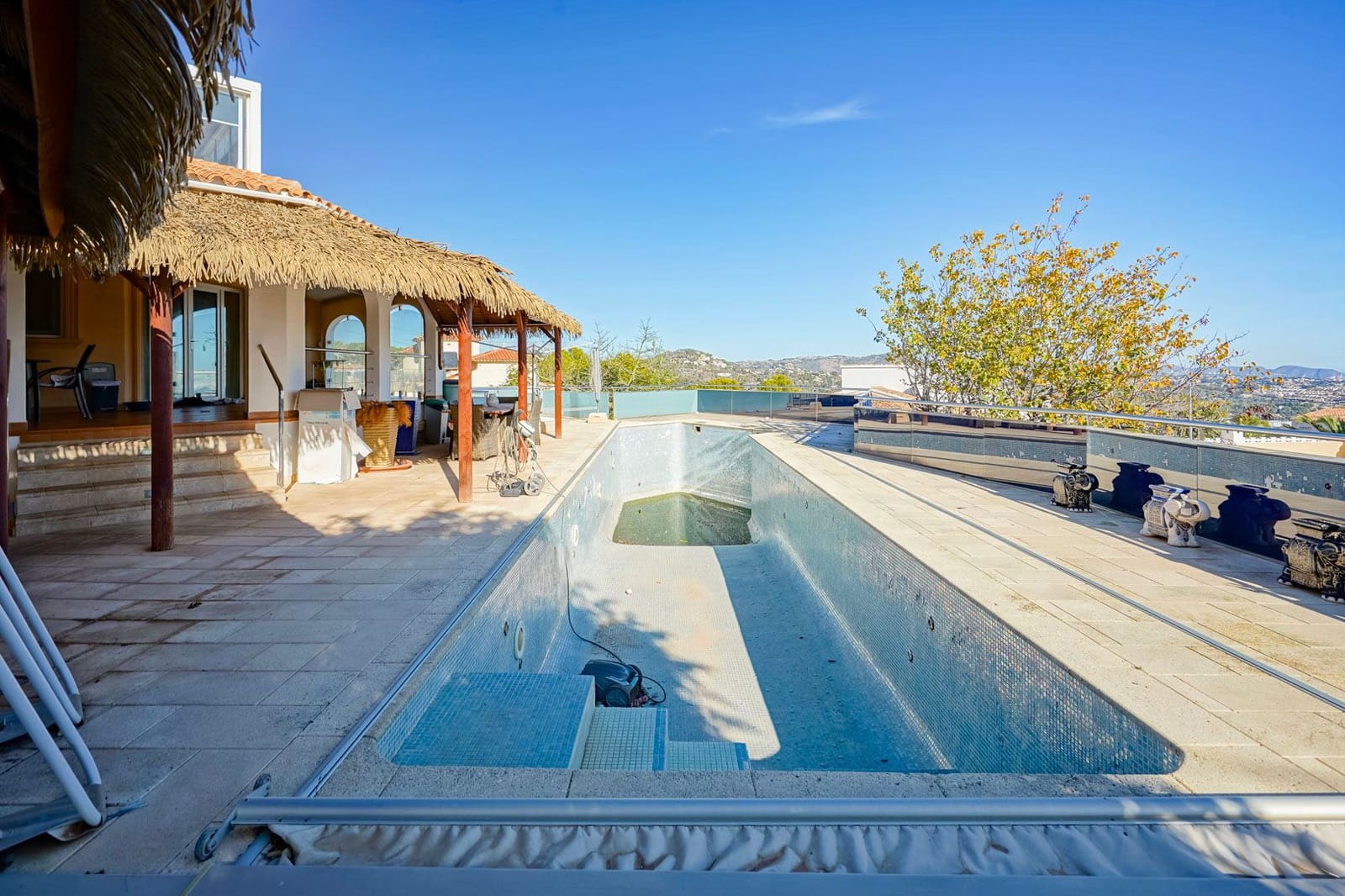 3 bedroom Villa for sale in Calpe / Calp with garage - € 1,100,000 (Ref: 9484136)