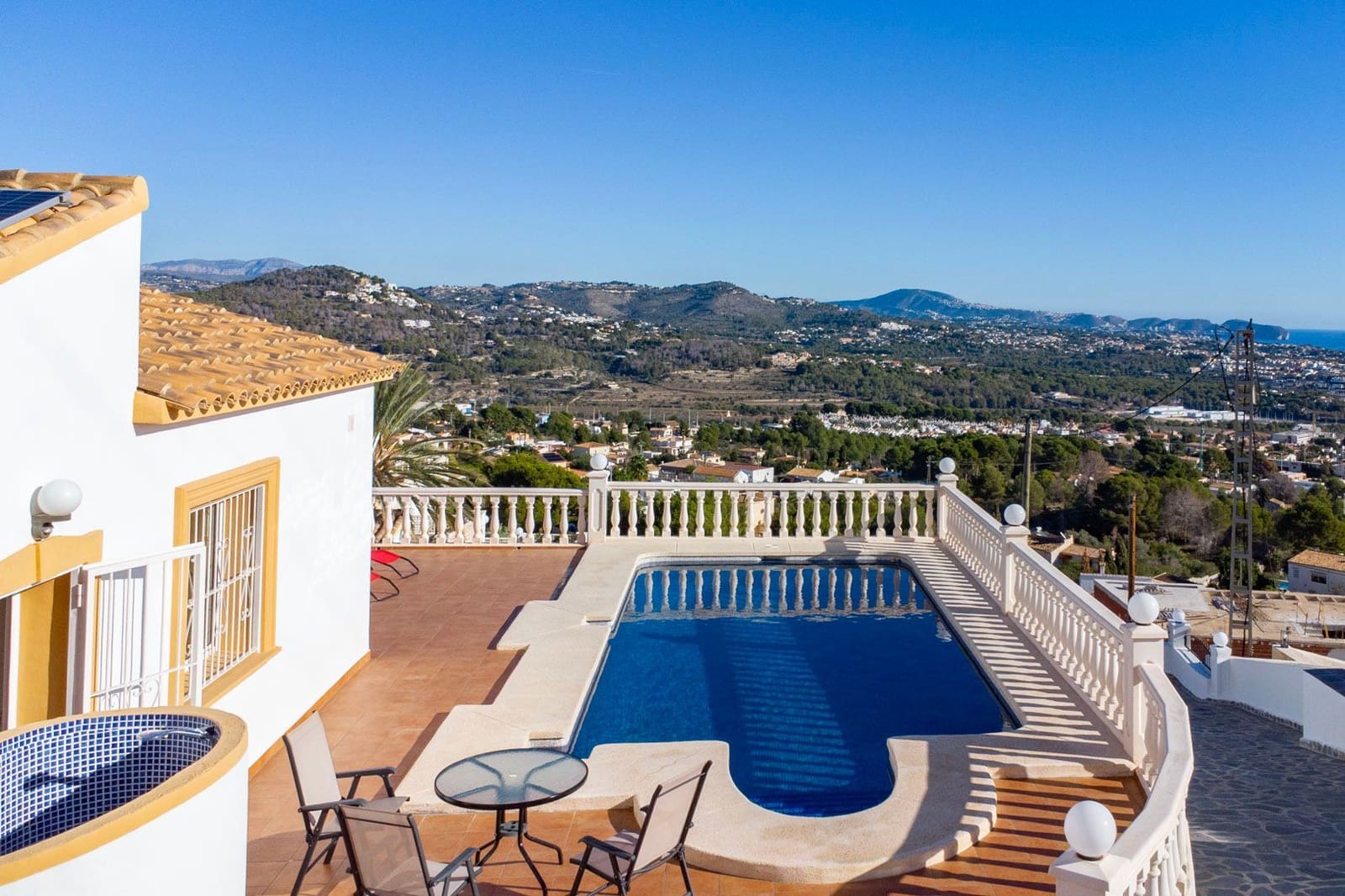 4 soverom Villa til salgs i Calpe / Calp med garasje - € 716 000 (Ref: 9484137)