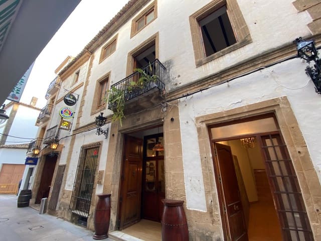 Negocio de 10 habitaciones en Centro ciudad, Javea / Xàbia en venta - 1.280.000 € (Ref: 9484145)