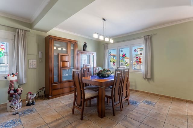 3 soveværelse Villa til salg i El Montgó, Dénia med garage - € 465.000 (Ref: 9484146)