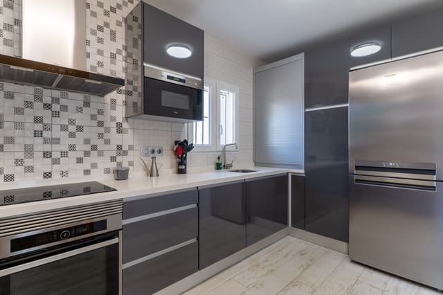 3 soveværelse Villa til salg i El Montgó, Dénia med garage - € 465.000 (Ref: 9484146)