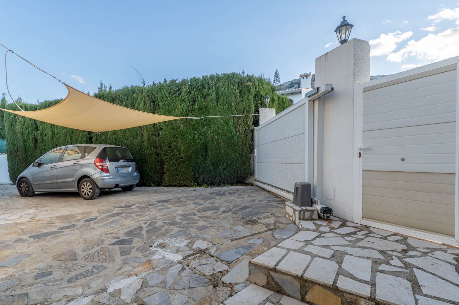 3 slaapkamer Villa te koop in Denia met garage - € 799.000 (Ref: 9484148)