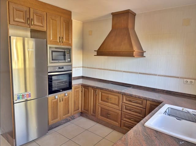 4 slaapkamer Villa te koop in Cap Martí - El Tossalet - Pinomar, Javea / Xàbia met garage - € 875.000 (Ref: 9484153)