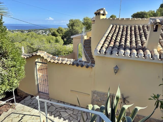 4 slaapkamer Villa te koop in Cap Martí - El Tossalet - Pinomar, Javea / Xàbia met garage - € 875.000 (Ref: 9484153)