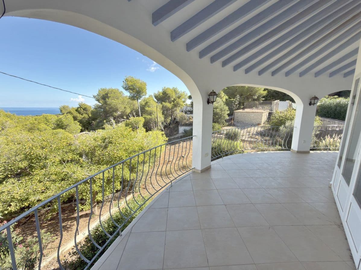 4 slaapkamer Villa te koop in Javea / Xabia met garage - € 875.000 (Ref: 9484153)