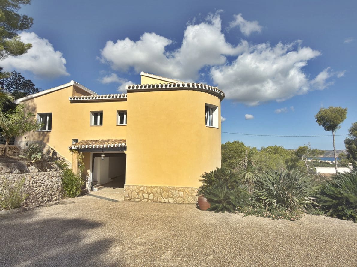 4 slaapkamer Villa te koop in Javea / Xabia met garage - € 875.000 (Ref: 9484153)