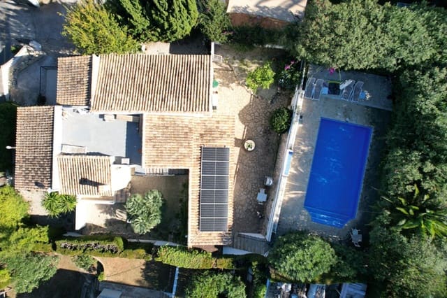 4 bedroom Villa for sale in Cap Martí - El Tossalet - Pinomar, Javea / Xàbia with garage - € 599,000 (Ref: 9484156)