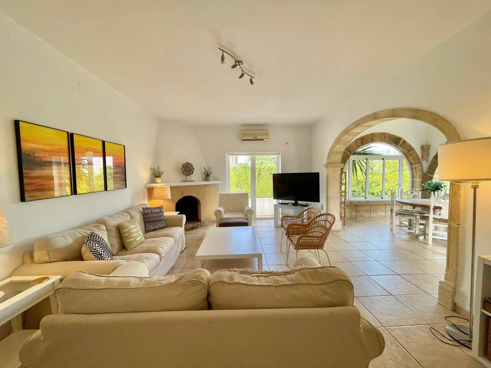 4 bedroom Villa for sale in Javea / Xabia with garage - € 599,000 (Ref: 9484156)