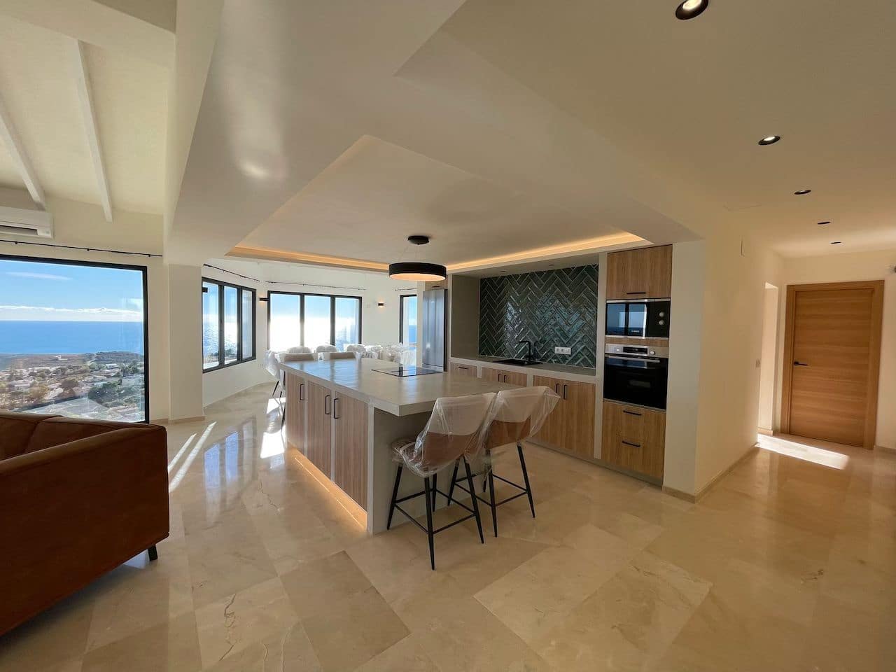 5 bedroom Villa for sale in Benitachell / Benitatxell with garage - € 1,700,000 (Ref: 9484159)