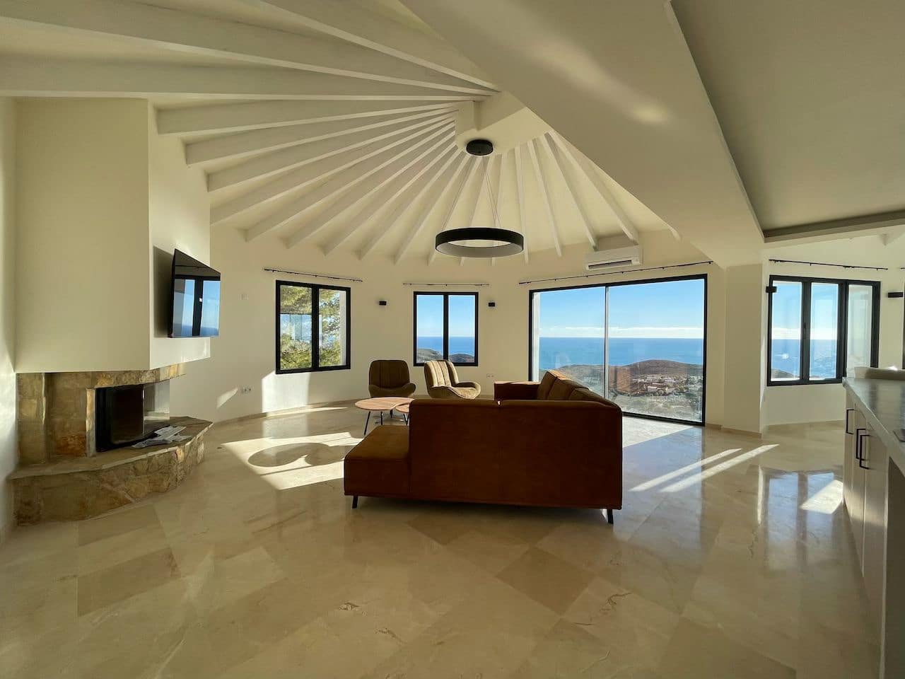 5 bedroom Villa for sale in Benitachell / Benitatxell with garage - € 1,700,000 (Ref: 9484159)