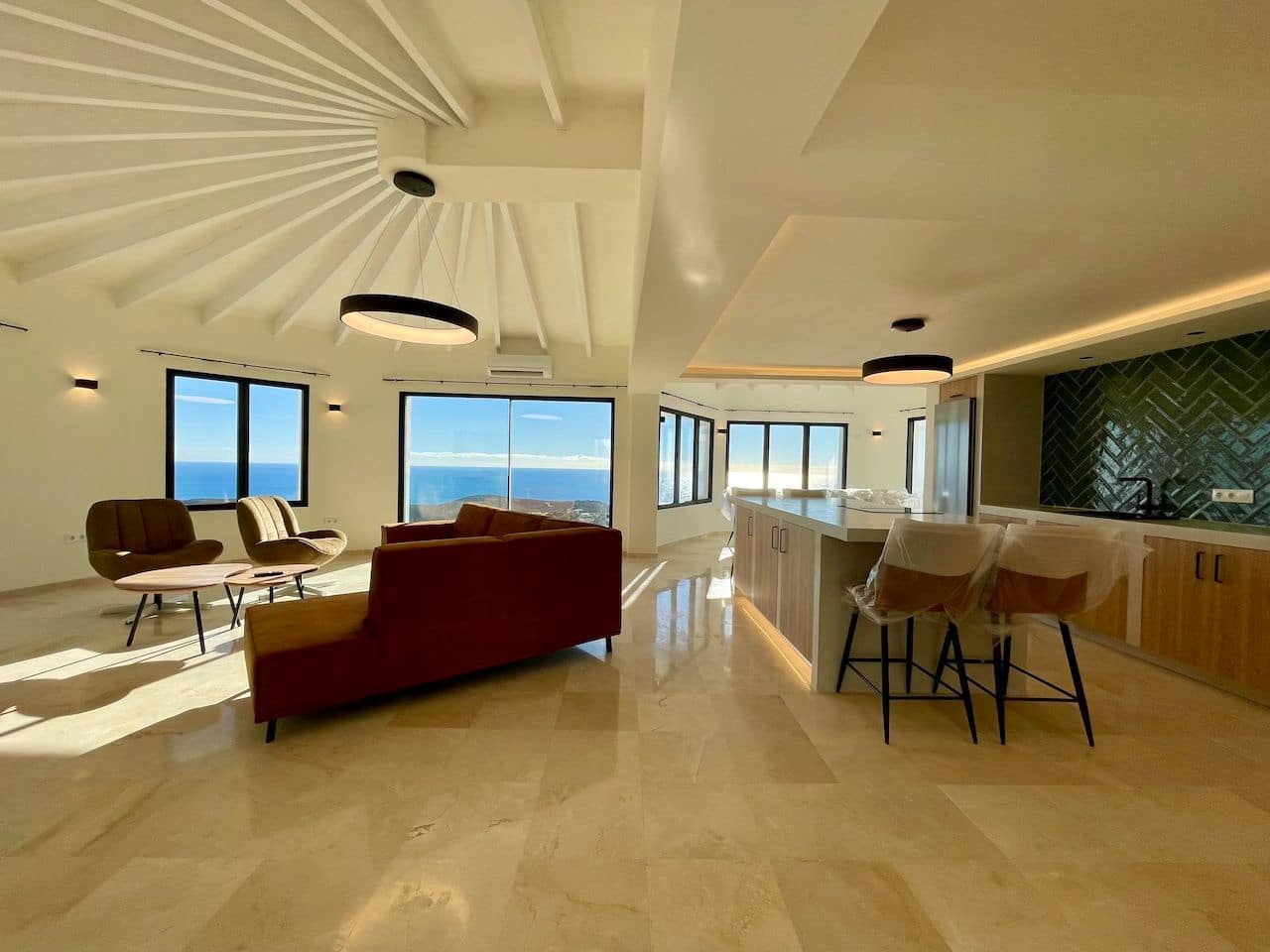 5 bedroom Villa for sale in Benitachell / Benitatxell with garage - € 1,700,000 (Ref: 9484159)