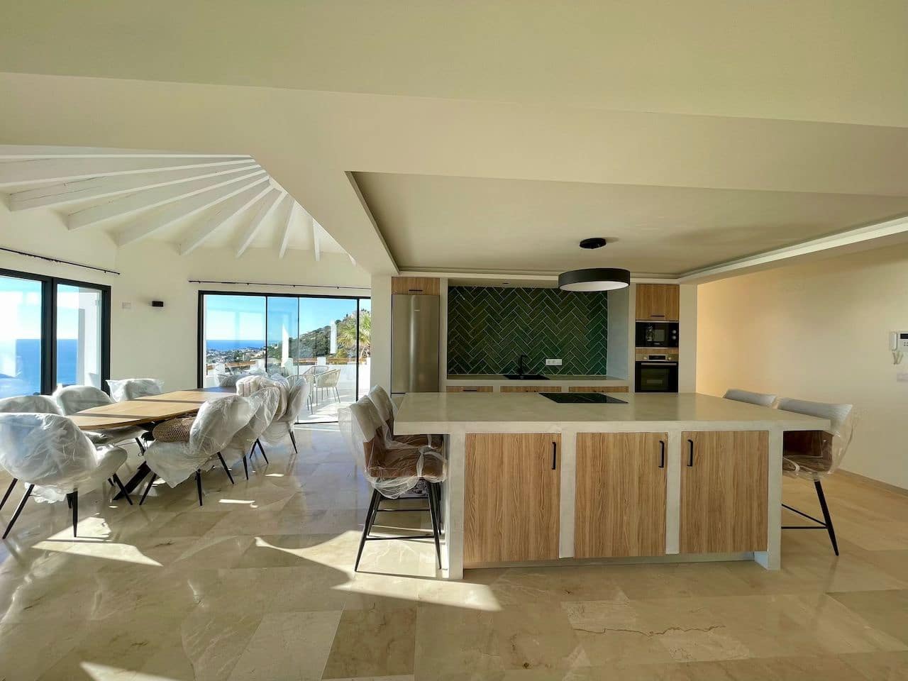 5 bedroom Villa for sale in Benitachell / Benitatxell with garage - € 1,700,000 (Ref: 9484159)