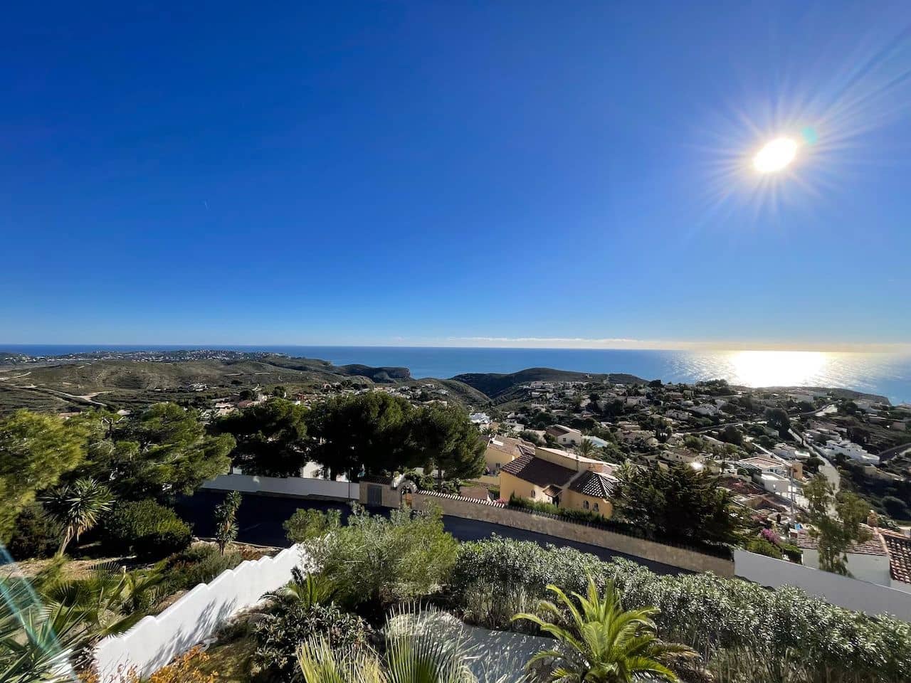 5 bedroom Villa for sale in Benitachell / Benitatxell with garage - € 1,700,000 (Ref: 9484159)