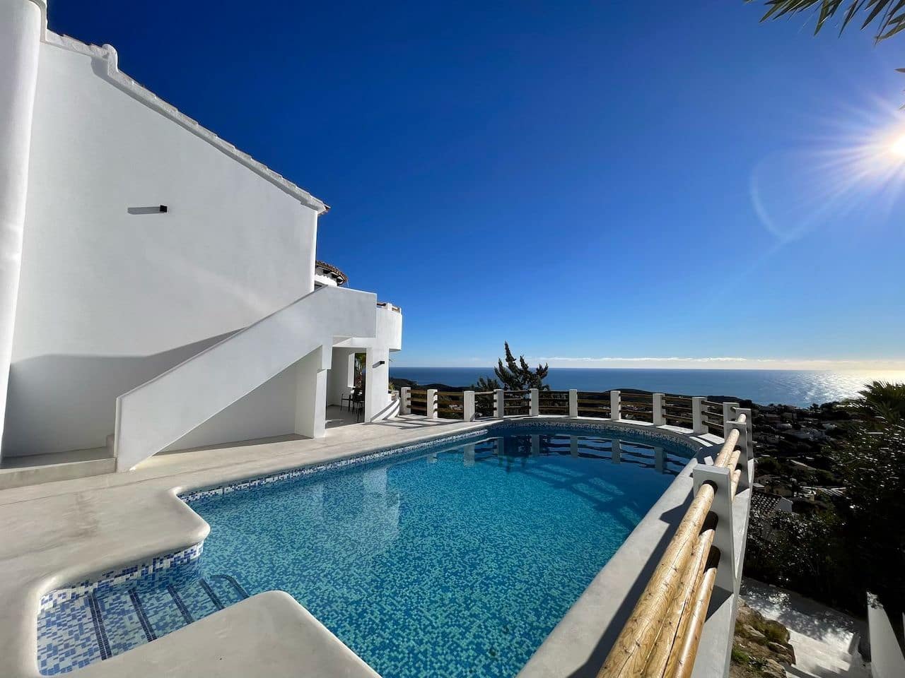 5 bedroom Villa for sale in Benitachell / Benitatxell with garage - € 1,700,000 (Ref: 9484159)