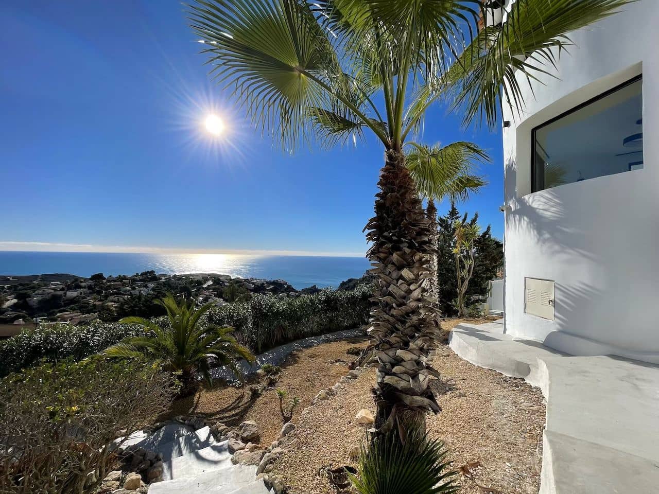 5 bedroom Villa for sale in Benitachell / Benitatxell with garage - € 1,700,000 (Ref: 9484159)