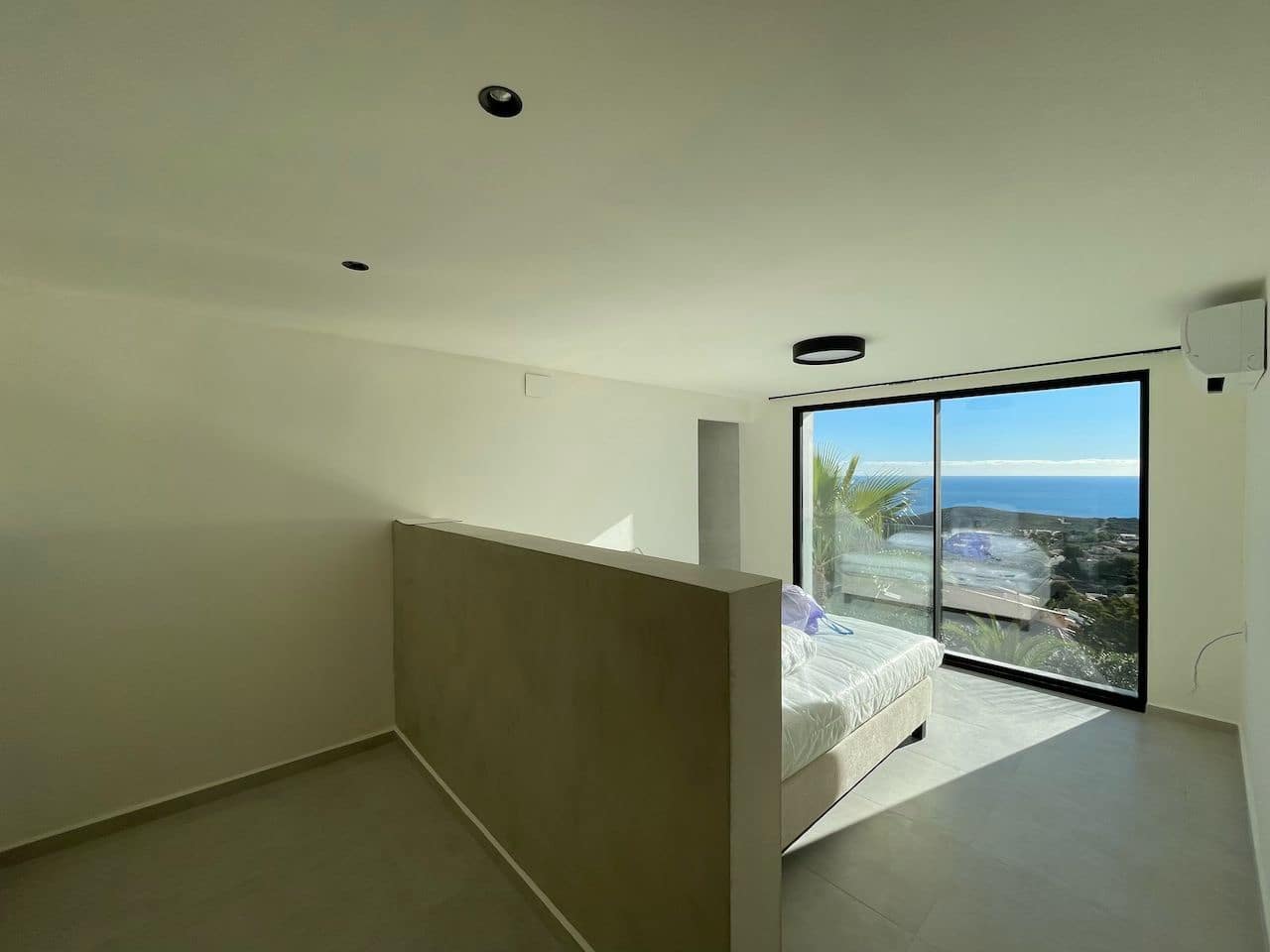 5 bedroom Villa for sale in Benitachell / Benitatxell with garage - € 1,700,000 (Ref: 9484159)