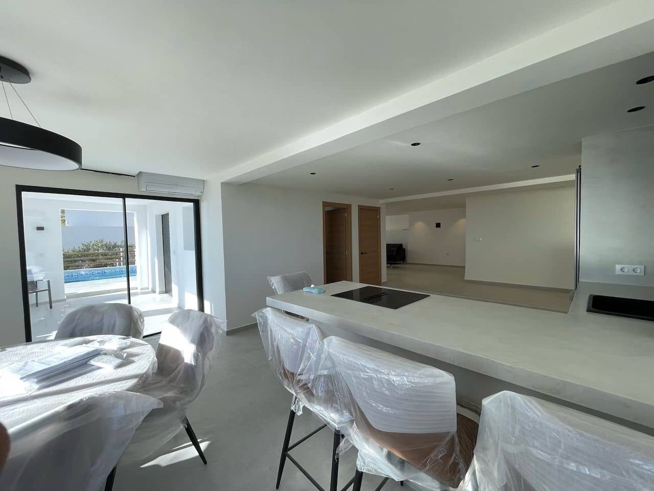 5 bedroom Villa for sale in Benitachell / Benitatxell with garage - € 1,700,000 (Ref: 9484159)