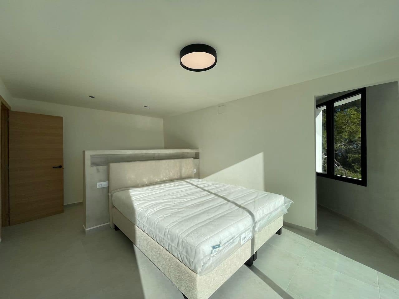 5 bedroom Villa for sale in Benitachell / Benitatxell with garage - € 1,700,000 (Ref: 9484159)