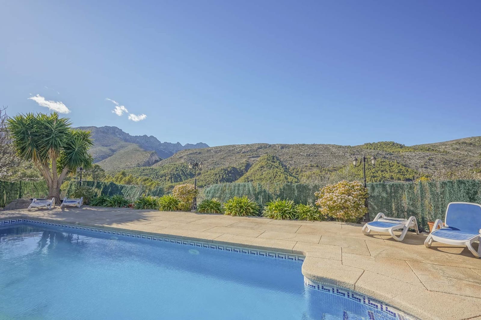 9 soveværelse Villa til salg i Benissa med garage - € 680.000 (Ref: 9484165)