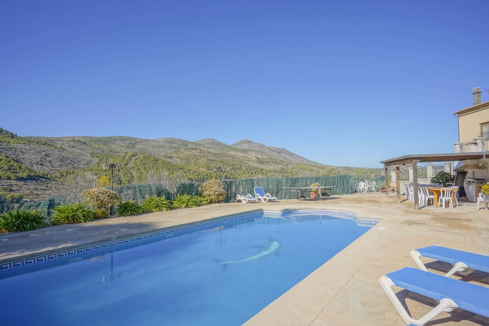 9 soveværelse Villa til salg i Benissa med garage - € 680.000 (Ref: 9484165)