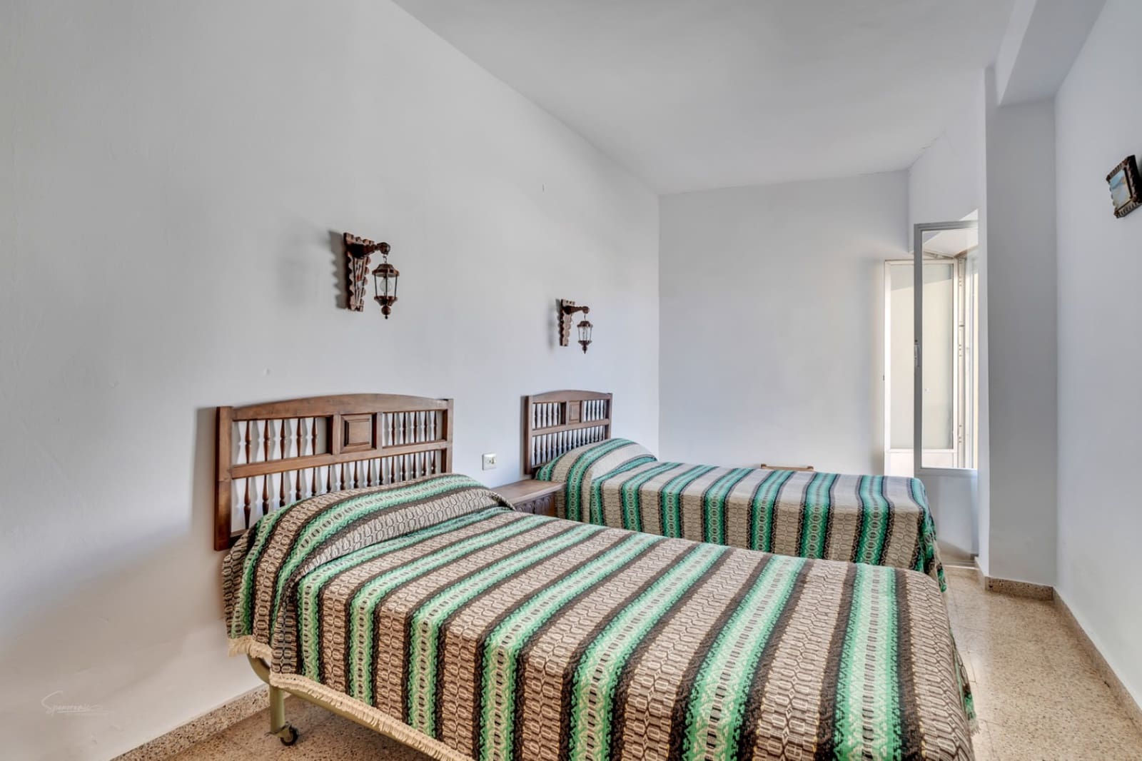 4 sypialnia Apartament przy plaży na sprzedaż w Arenal z garażem - 530 000 € (Ref: 9484168)